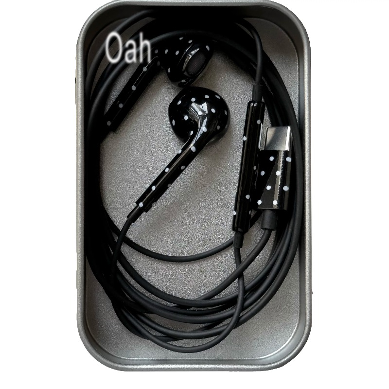 Oah Polka Dot Earphone Berkabe - Earphones ulasan dan harga
